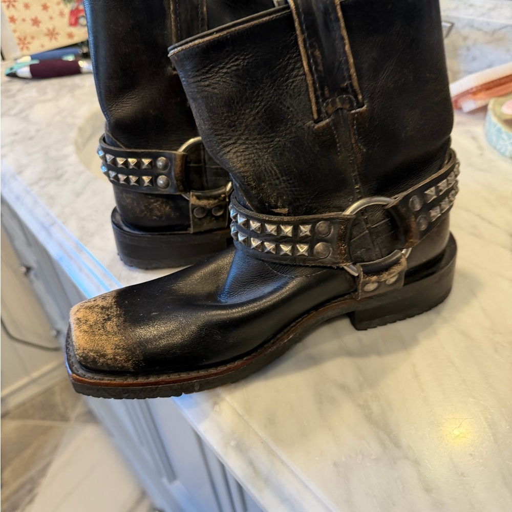 Harley-Davidson Black Leather Studded Harness Boots with Silver Hardware - Picture 2 of 2